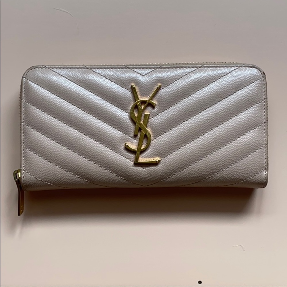 YSL blush chevron long zip wallet - Picture 2 of 11